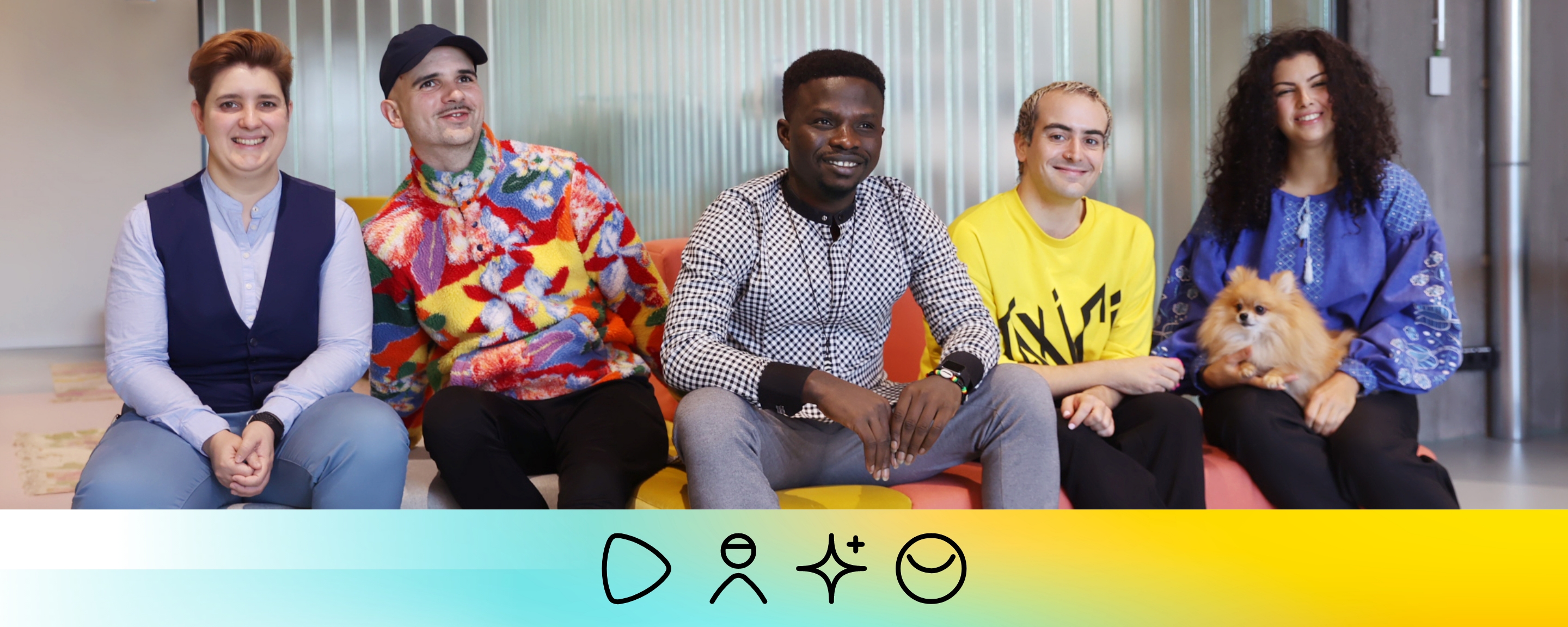 Group photo of five Zalando employees sitting together.