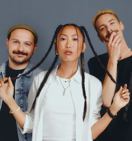 Group photo of the three models of the ZMS campaign for GAP: Harun, Zoe, and Adam.