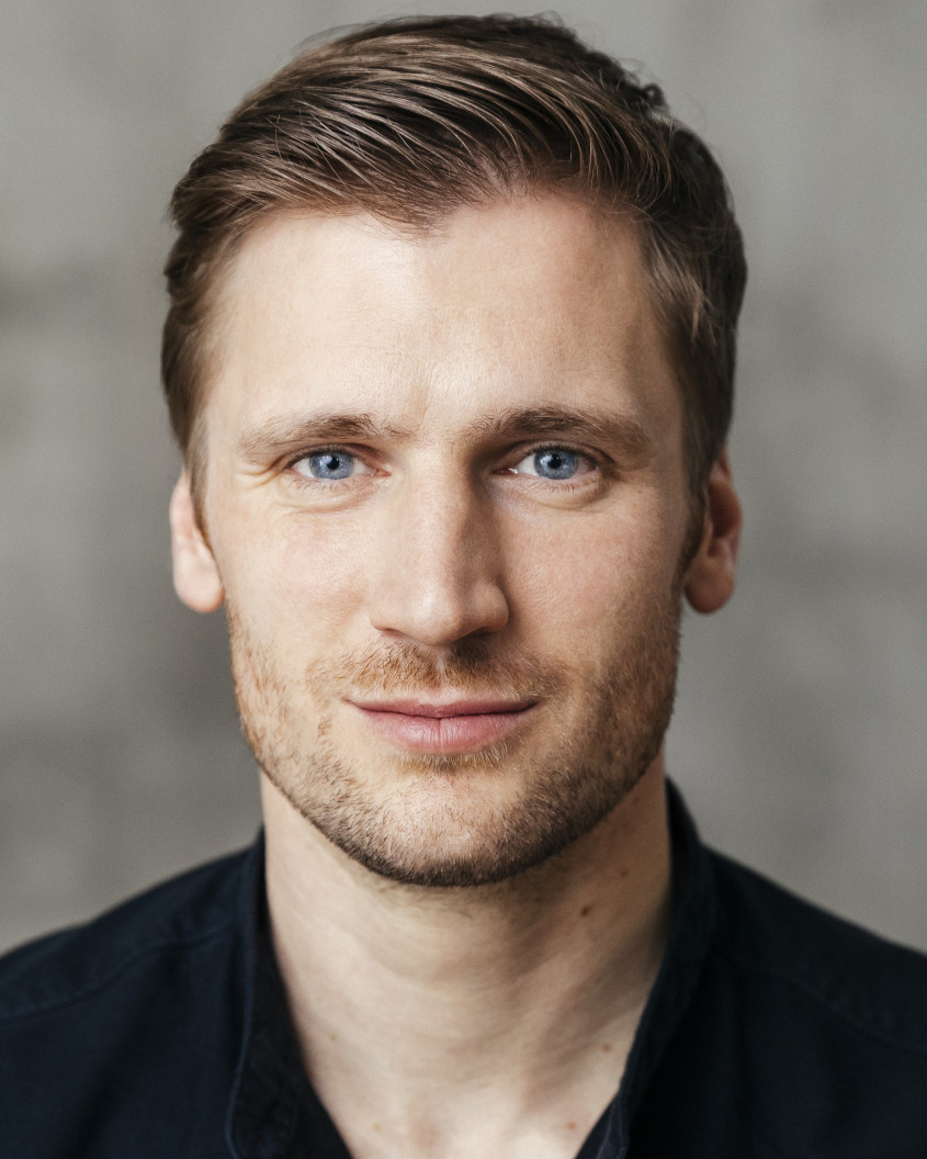 Portrait of David Schneider