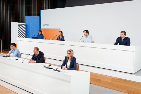 Management Board members and moderation during the Annual general meeting