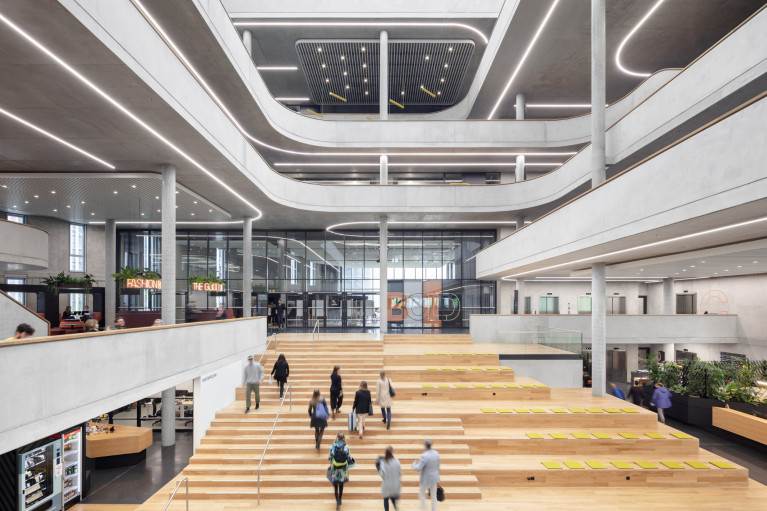 Zalando SE Berlin Campus Headquarters Innenansicht