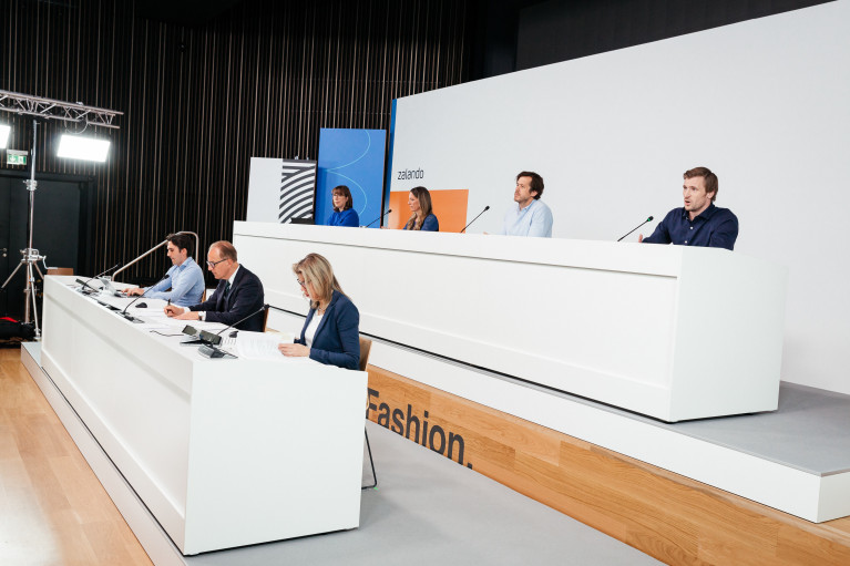 Management Board members and moderation during the Annual general meeting