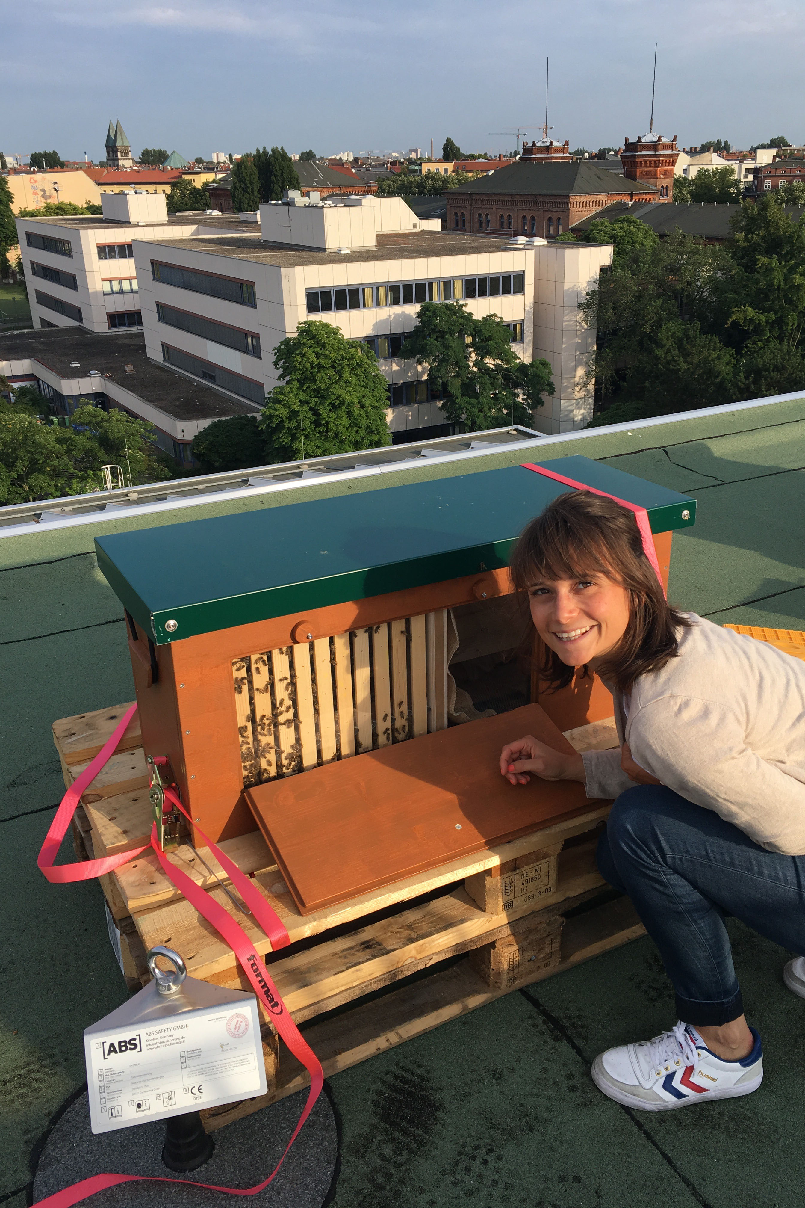 Zalando-SE_Newsroom_Stories_Bees_Ines Raub Zalando-SE_Newsroom_Stories_Bees_Ines Raub