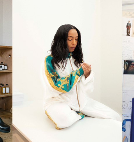 Collage: drei Porträts: links: Frau in hellem Kleid auf einem Stuhl schaut in die Kamera; mitte: Frau in weißem Trainingsanzug sitzt und schaut auf ihre Hände; rechts: Frau in schwarz bindet sich die Haare hoch