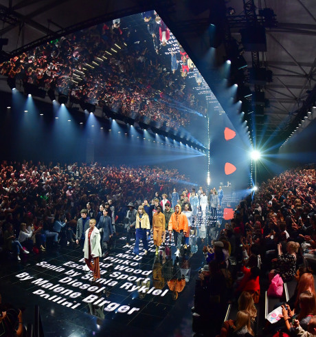 Overview shot of a fashion show in progress