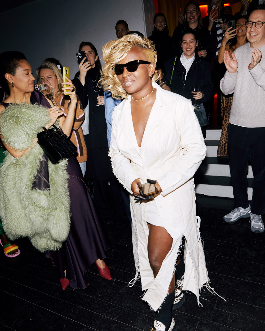 Audience clapping for IAMISIGO