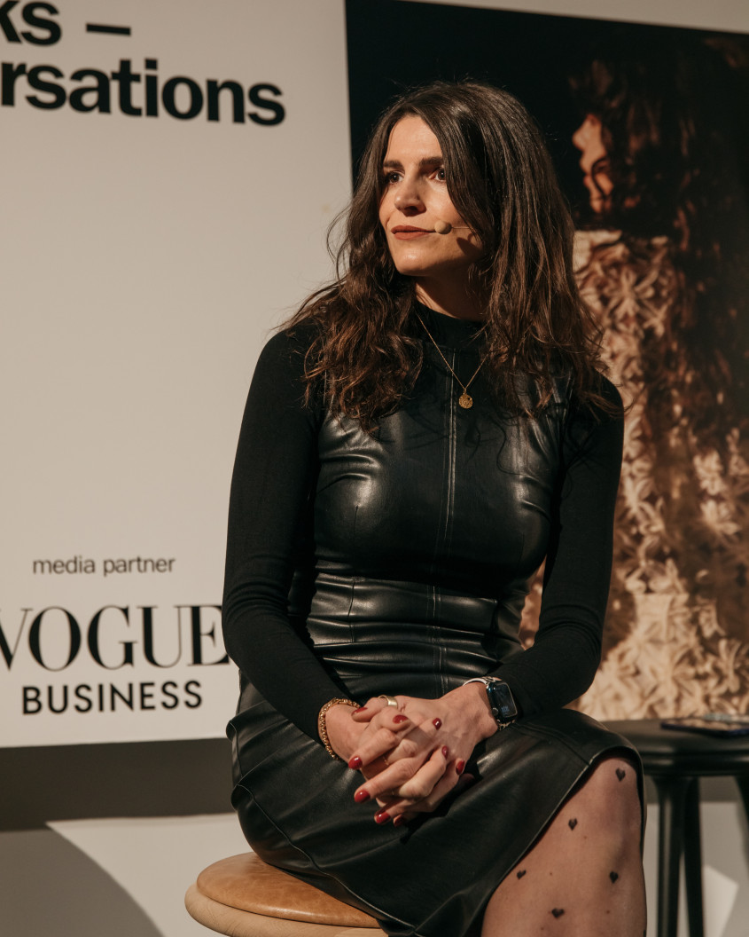 Dr. Helena Lewis-Smith